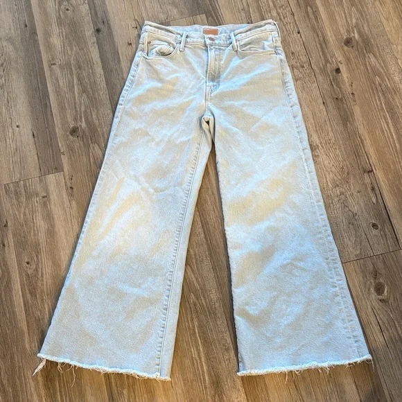MOTHER The Cowabunga High-Rise Flare JeansLight WashSize 27